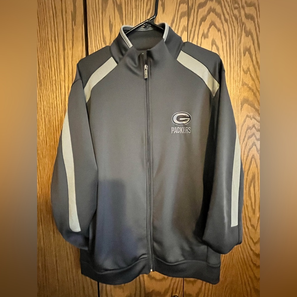 Antigua Men’s Green Bay Packers Jacket. Size M. Gray